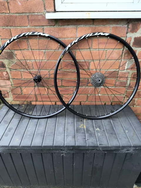 Mavic aksium wheelset 700c cheap