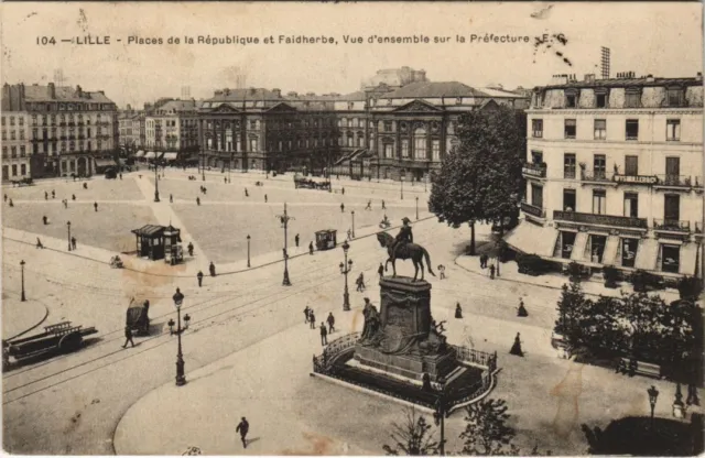 CPA LILLE Place de la Republique (999858)