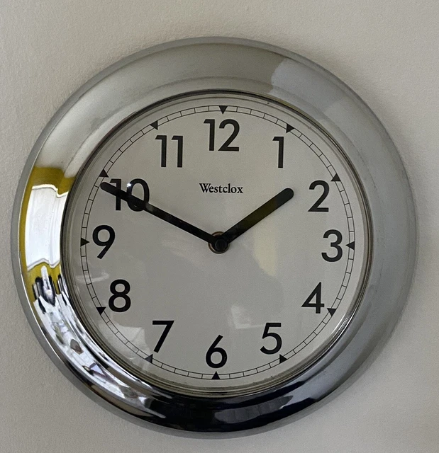 VINTAGE WESTCLOX ROUND Chrome Metal Wall Clock Mid Century Kitchen