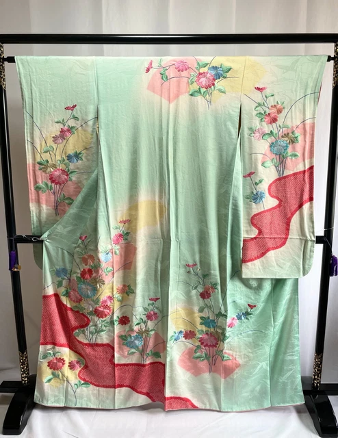 Vintage Japanese Silk kimono - Furisode Kimono robe with beautiful embroidery