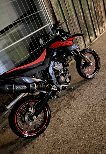 Aprilia SX 125 E4 (KXB) Motorrad