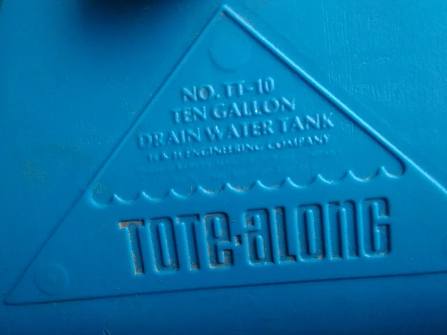 10 Gallon Camping Drain Water Tank