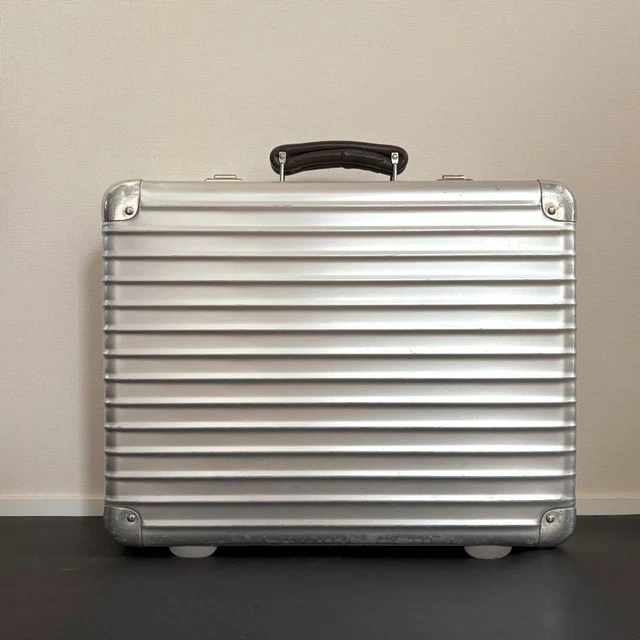 RIMOWA CLASSIC FLIGHT 97612 アタッシュ RIMOWA CLASSIC FLIGHT Attache Case 24L Silver 976.12 $759.04