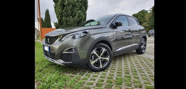 Peugeot 3008 1.5 BluHDI 130 GT Line Grigio Amazzonite-marzo 2019 48300 km Peugeot 3008 1.5 BluHDI 130 GT Line Grigio Amazzonite-marzo 2019 48300 km