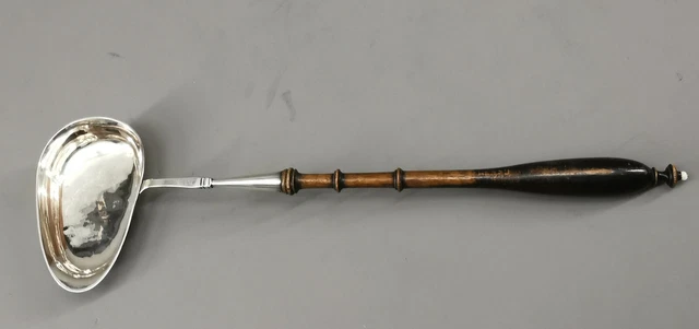 9030013 Salsa de plata Biedermeier alrededor de 1870 L40cm