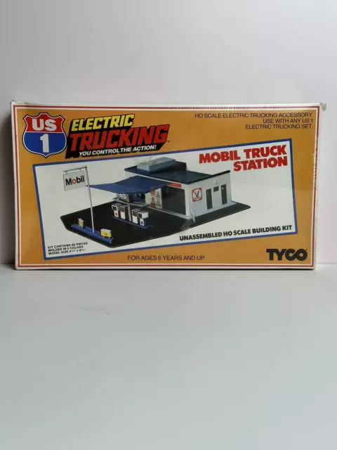 Tyco US-1 Trucking MOBIL TRUCK STATION - NEW IN SEALED BOX