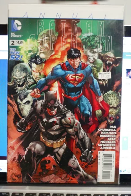 Batman / Superman :  Annual Vol 1 #2  Dc Comics First Print (2015)