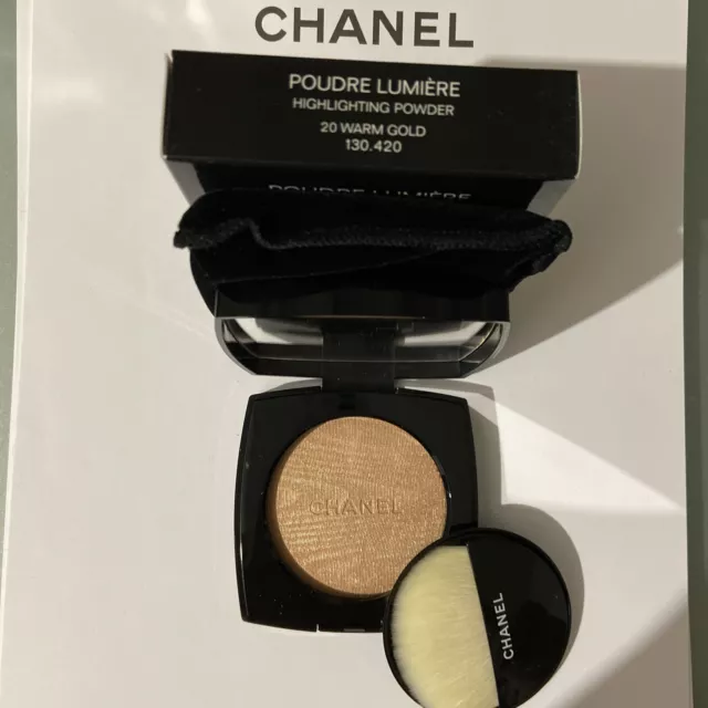 CHANEL Poudre Lumière 20 Warm Gold Neuf