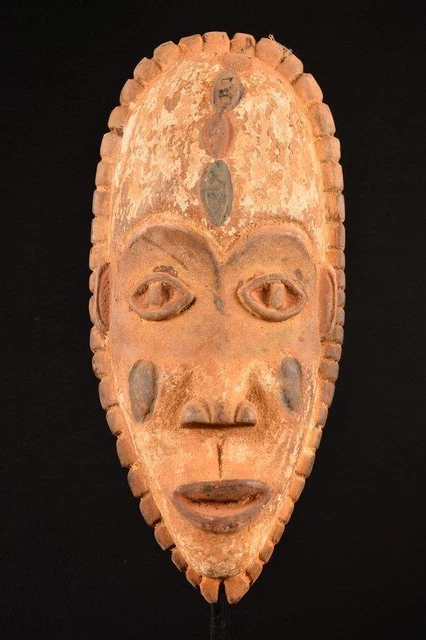20283 African Old Dan Mask / Mask Liberia