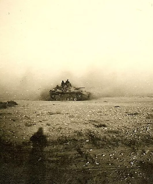 **RARE! GERMAN AFRIKA Korps Pzkw.III Panzer Tank Crossing Open Desert ...