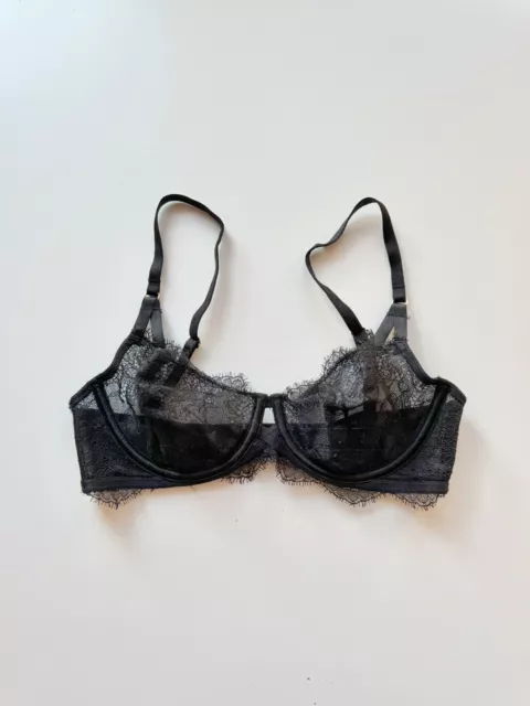 VICTORIA'S SECRET Very Sexy Black Chantilly Lace Unlined Demi Bra, Size 32D