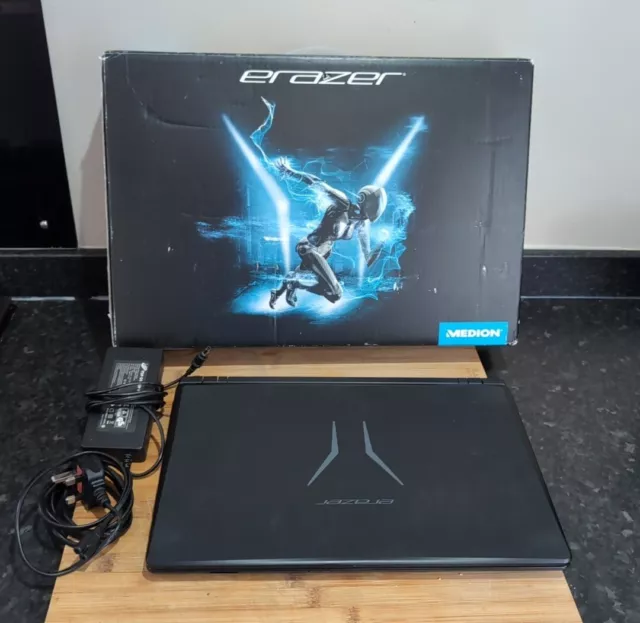 MEDION ERASER LAPTOP P6689 1TB Nvme SSD, 16GB Ram GTX 1050 i7 8550u