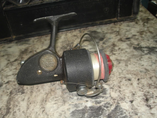 Dam Quick 220N Spinning Reel Fishing READ DESCRIPTION missing handle Bin 5011 Dam Quick 220N Spinning Reel Fishing READ DESCRIPTION missing handle Bin 5011