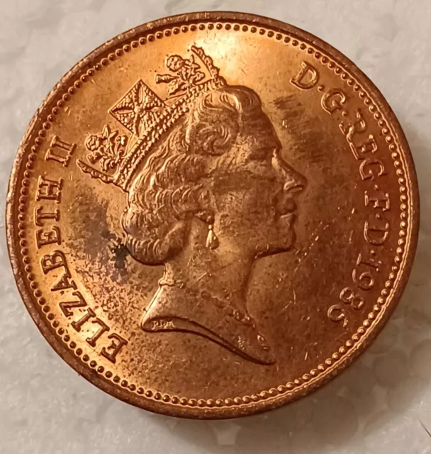 1985 Two Pence UK Coin Queen Elezabeth The Second. Circulated Coin