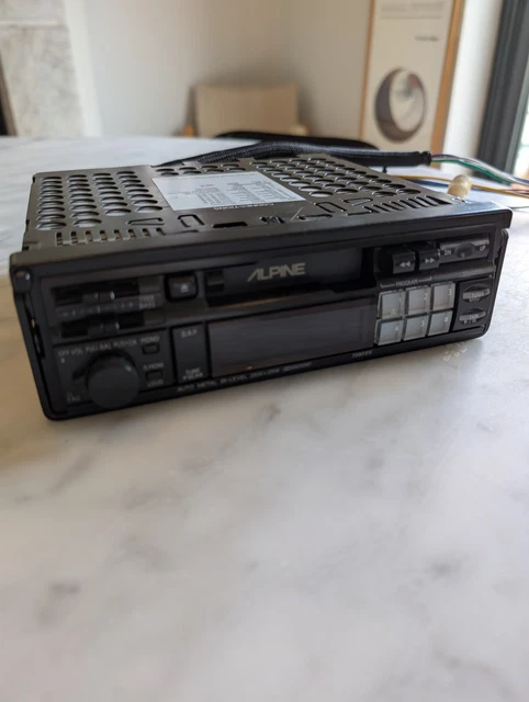 ALPINE In-Dash CD Changer　3DA-7885J ALPINE 3DA-7885J - In-Dash 3 CD Changer, Head Unit, Retro