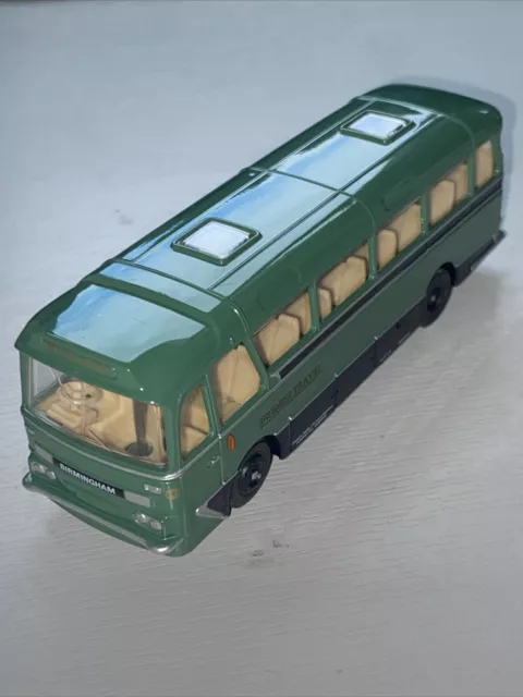 Gilbow EFE 12202 - AEC Grenadier Coach Premier Travel 1/76 OO Stärke NEU.