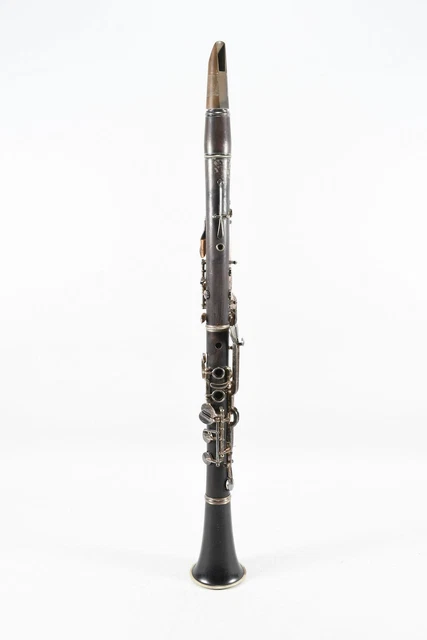 J92B16 clarinet F. Arthur Uebel 552/671117 J92B16 clarinet F. Arthur Uebel 552/671117