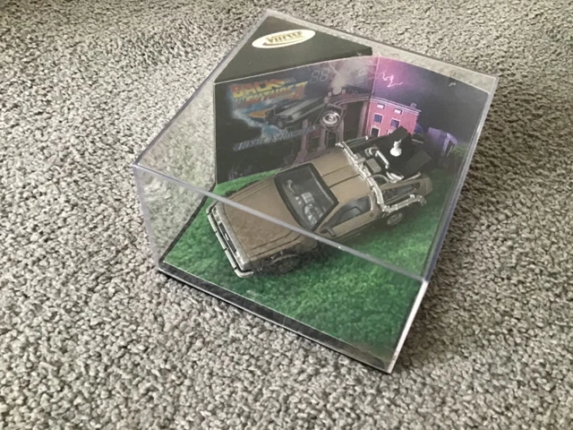 Vitesse 1/43 24010 – DeLorean DMC Time Machine Retour Vers Le Futur 2
