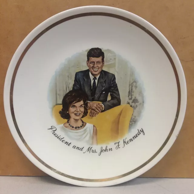 Vintage John F. Kennedy President & First Lady Jackie Kennedy Collector 9" Plate