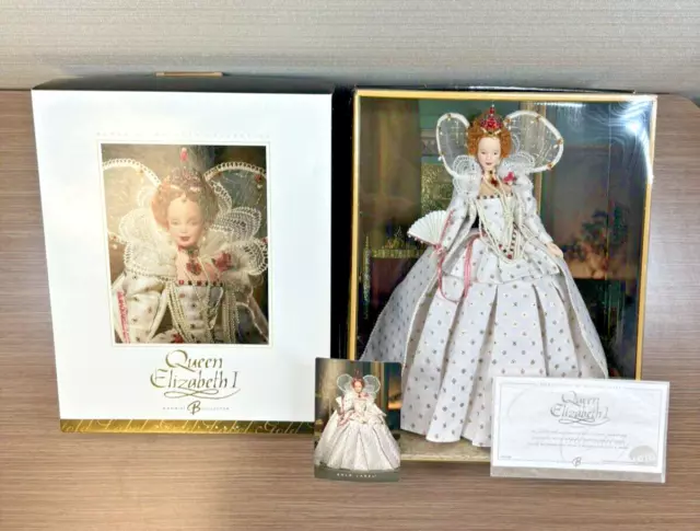 NEW IN COMPLETE BOX - NRFB Queen Elizabeth I Barbie - Gold Label Series #B3425