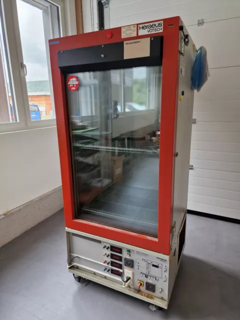 Heraeus Vötsch Klimaschrank / Test Chamber VEM 03/500 -30°C bis +100°C "defekt"