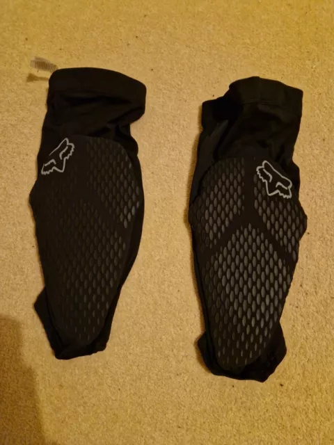 Fox Enduro D30 knee pads