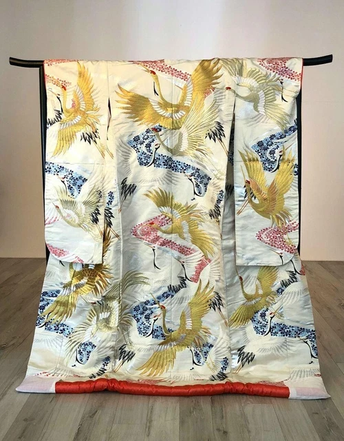 Japanese Silk Kimono Robe Uchikake Wedding Embroidery Antique U19