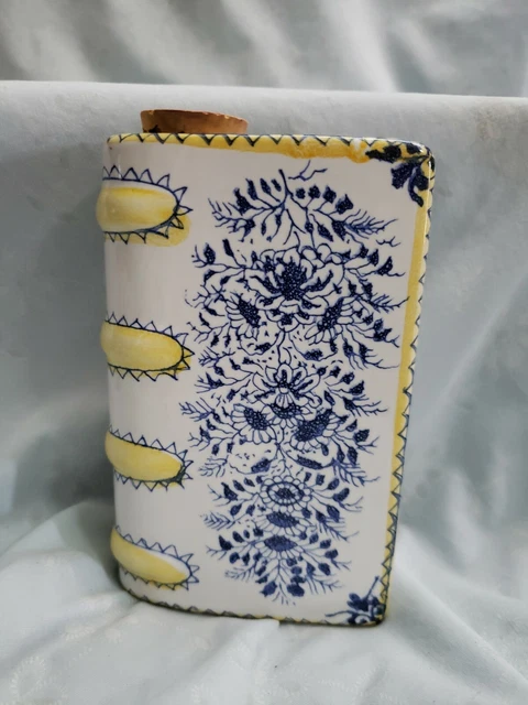 Book Flask Metropolitan Museum of Art  The Gift is Small, Good Will is All