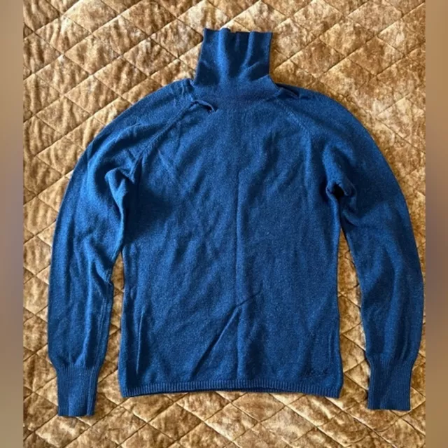 Women’s Woolrich Turtleneck Sweater