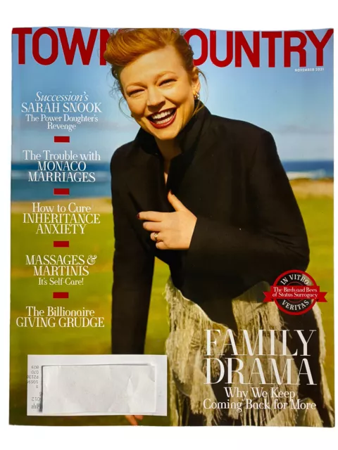 TOWN AND COUNTRY Magazine November 2021 Sarah Snook Succession Self