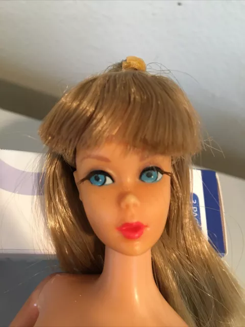 TNT Mod Era Twist N Turn Barbie 1967 (est) Summer Sand 2