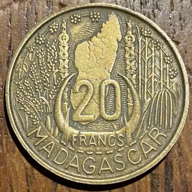 Piece De 20 Francs  1953 Madagascar (1120)