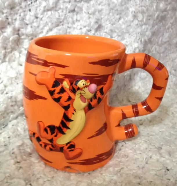 Tasse Tigrou Chapeau Halloween Disney Store Exclusive mug Winnie l
