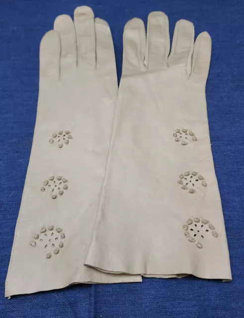 Vintage Leather Ladies Gloves ~Lot Of 4~Tan,Grey,White W/Black,6 1/2 -7 1/2 (F2)