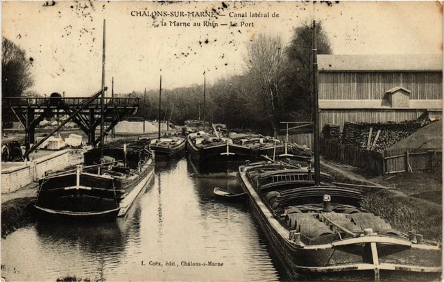 CPA CHALONS-sur-MARNE - Canal lateral de la Marne au Rhin - Le Port (743095)