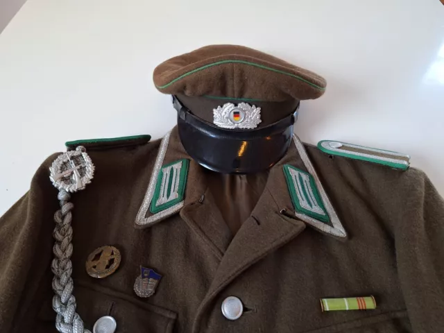 DDR NVA KVP DGP Deutsche Grenzpolizei Khaki Uniform mit Schirmmütze 1961 2