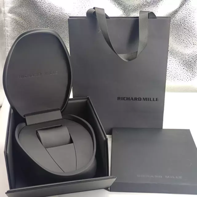 Tout neuf pour la boîte de montre de la série Richard Mille Racing.