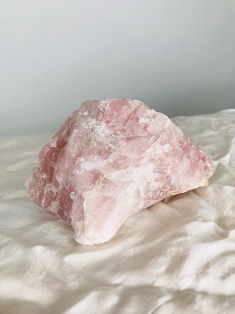 Rosenquarz 835g 🌸Rohstein Computerstein Edelstein Brocken Heilstein Wasserstein