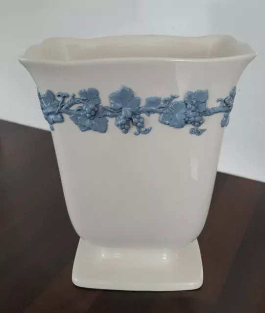 Rare WEDGWOOD Queensware Vase embossed blue on White