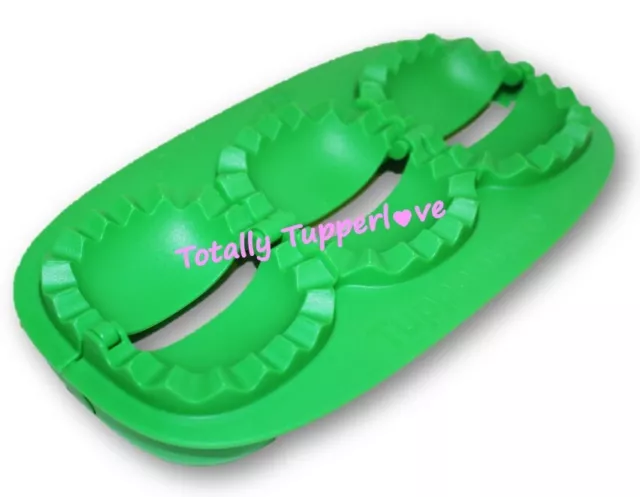 Tupperware Appetizer Maker Mini Empanada Press Pastry Dough Mold Green NEW ❤️