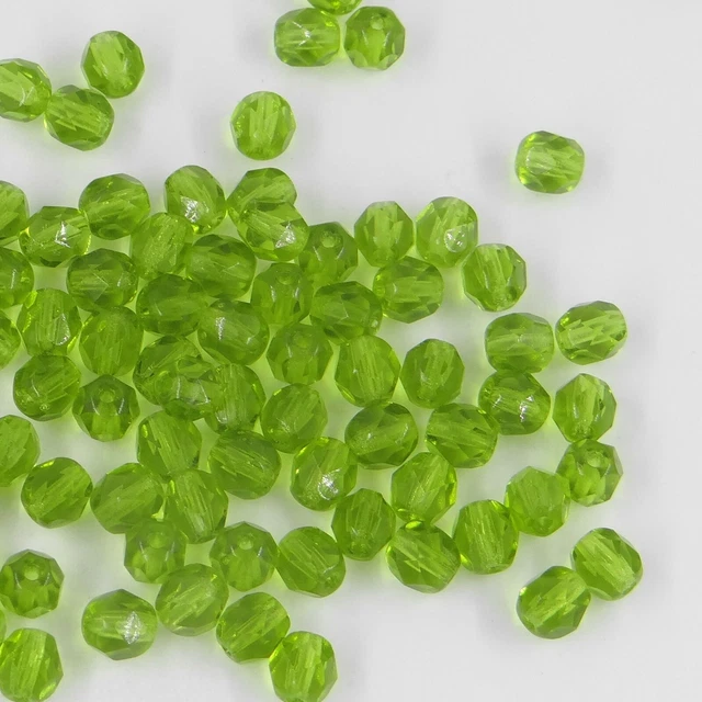 F6 O *** 30 perles à facettes verre de Bohême 6MM OLIVINE