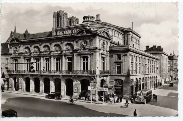 REIMS - Marne - CPA 51 - le theatre - bus - carte de 1950