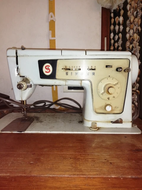 NEWEI Orecchini Pendenti In Acrilico Vintage A Forma Di Macchina Da Cucire - Fatti A Mano - Regalo Per Sarte E Quilt