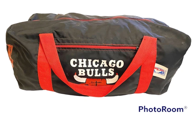 Vtg Chicago Bulls Large Gym Duffel Bag 90s Y2K NBA Licensed Product basketball
