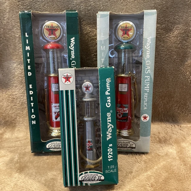 Gearbox Collectibles Wayne Gas Pump Replica Limited Edition 