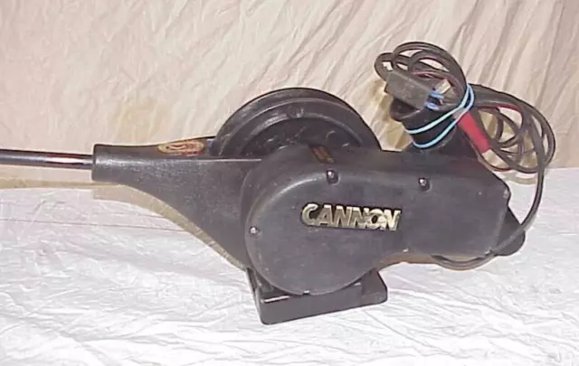 Cannon Mini Mag Electric Downrigger w/  base 12Vdc