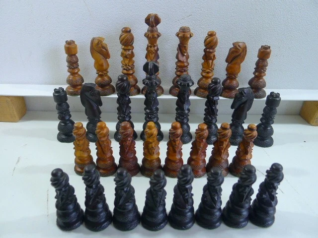 artiste African 1970/80 - Jeu d’échecs - Bois sculpté