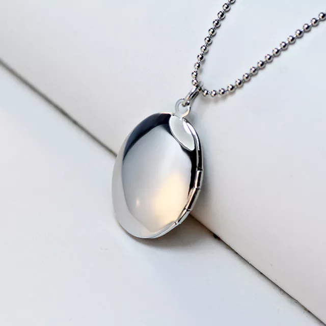 Openable Round Pendant Photo Frame Locket Necklace Chain