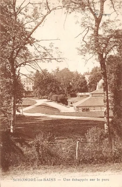 SAINT-HONORE-les-BAINS - Une échappée sur le Parc
