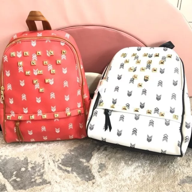 NWT Steve Madden Bscuti Backpack coral white